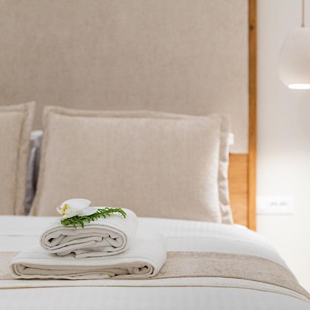 Casa Di Fiori Andros Suites Екстериор снимка
